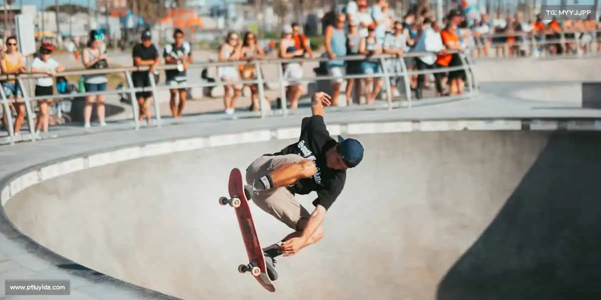 db电竞平台🎯目标在前方，脚步别停下！体育，是对自己最酷的投资！